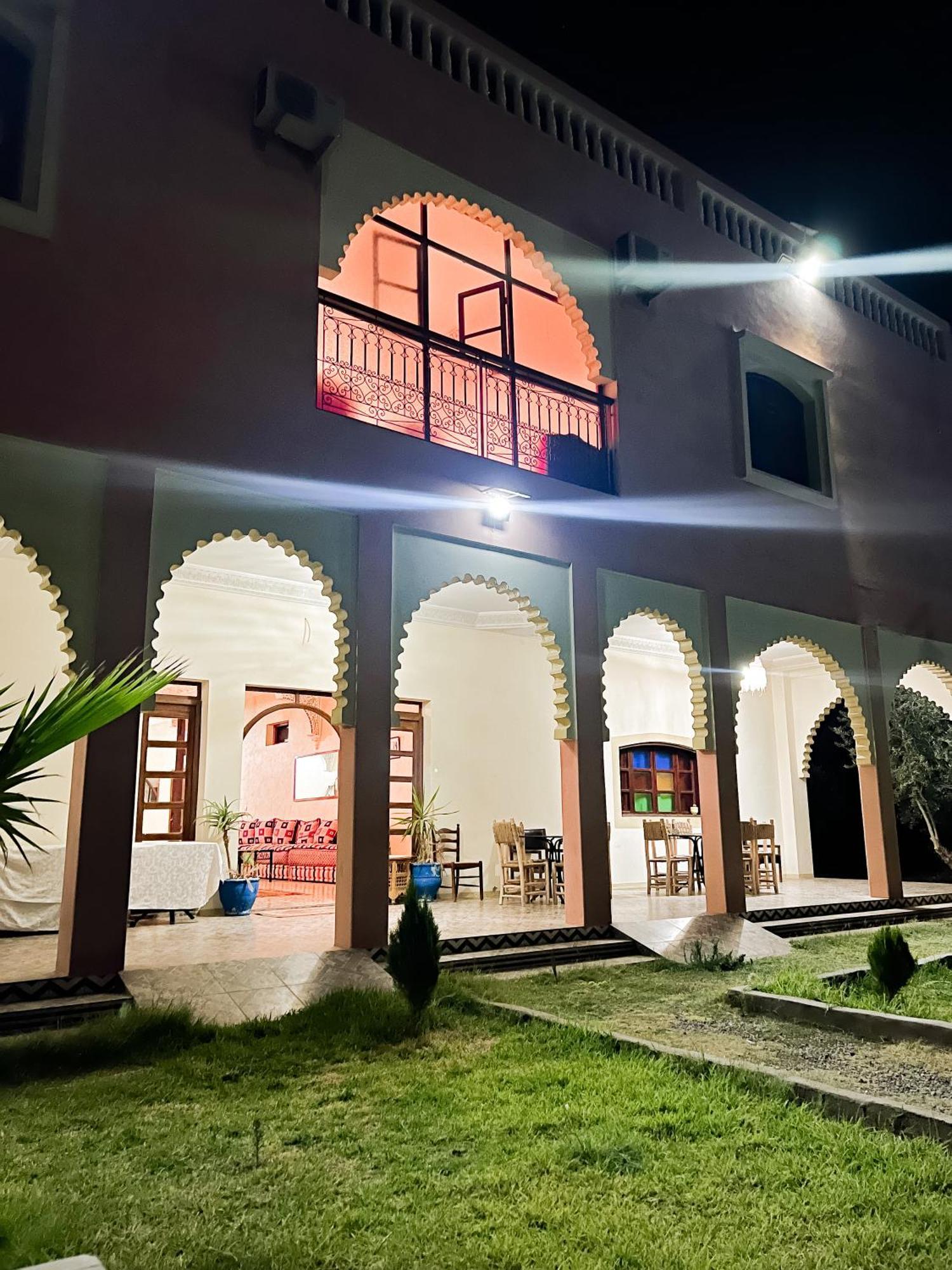 Guest House Qodwa Sidi Abdallah Ghiat Eksteriør billede