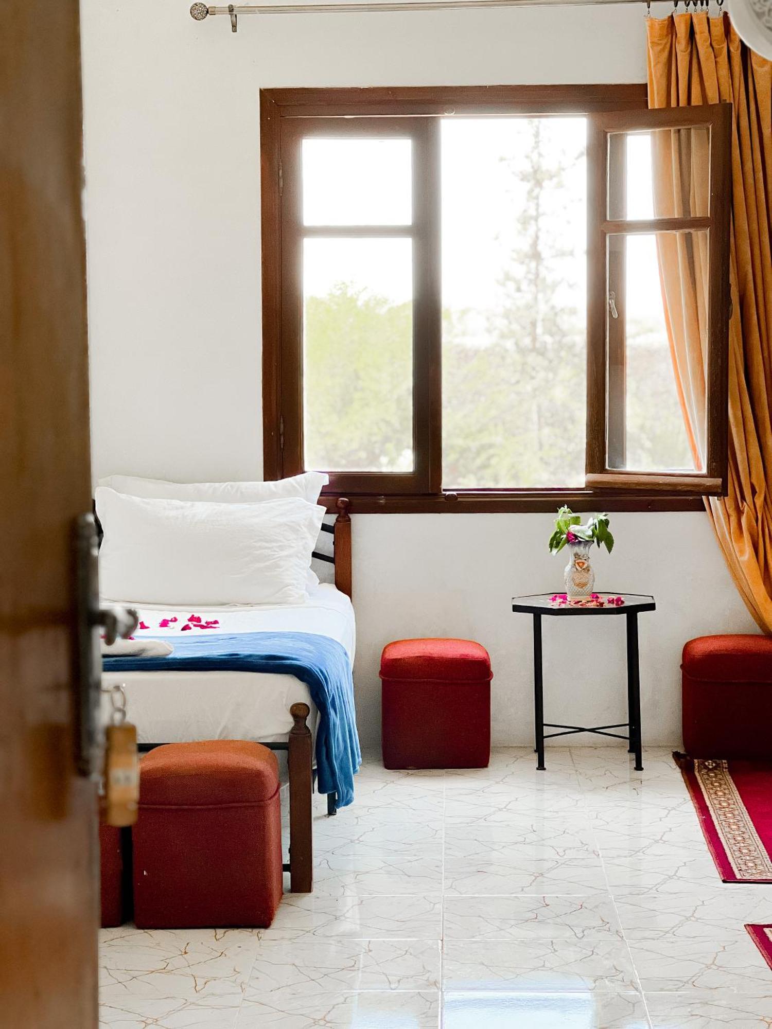 Guest House Qodwa Sidi Abdallah Ghiat Eksteriør billede