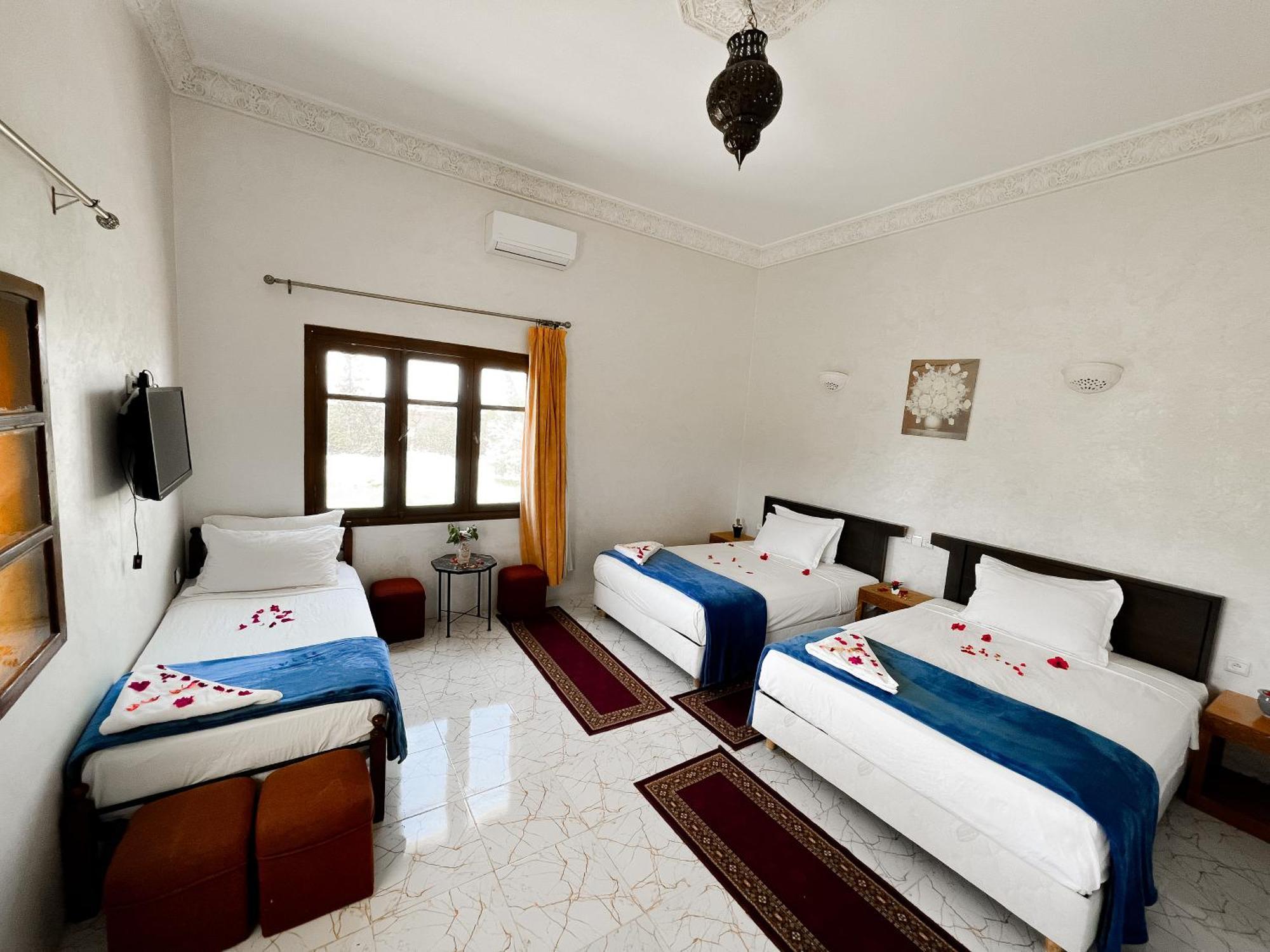 Guest House Qodwa Sidi Abdallah Ghiat Eksteriør billede